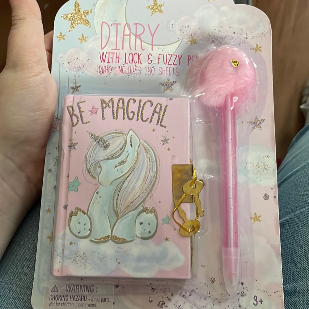 Diary and fluffy pen unicorn duo